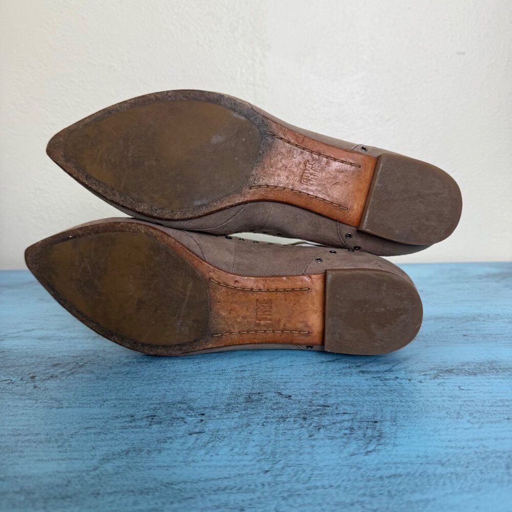 Frye Sienna Grommet Ankle Ballet Flat Suede with Grommet Accents Tan Sz 8.5 - Picture 10 of 10